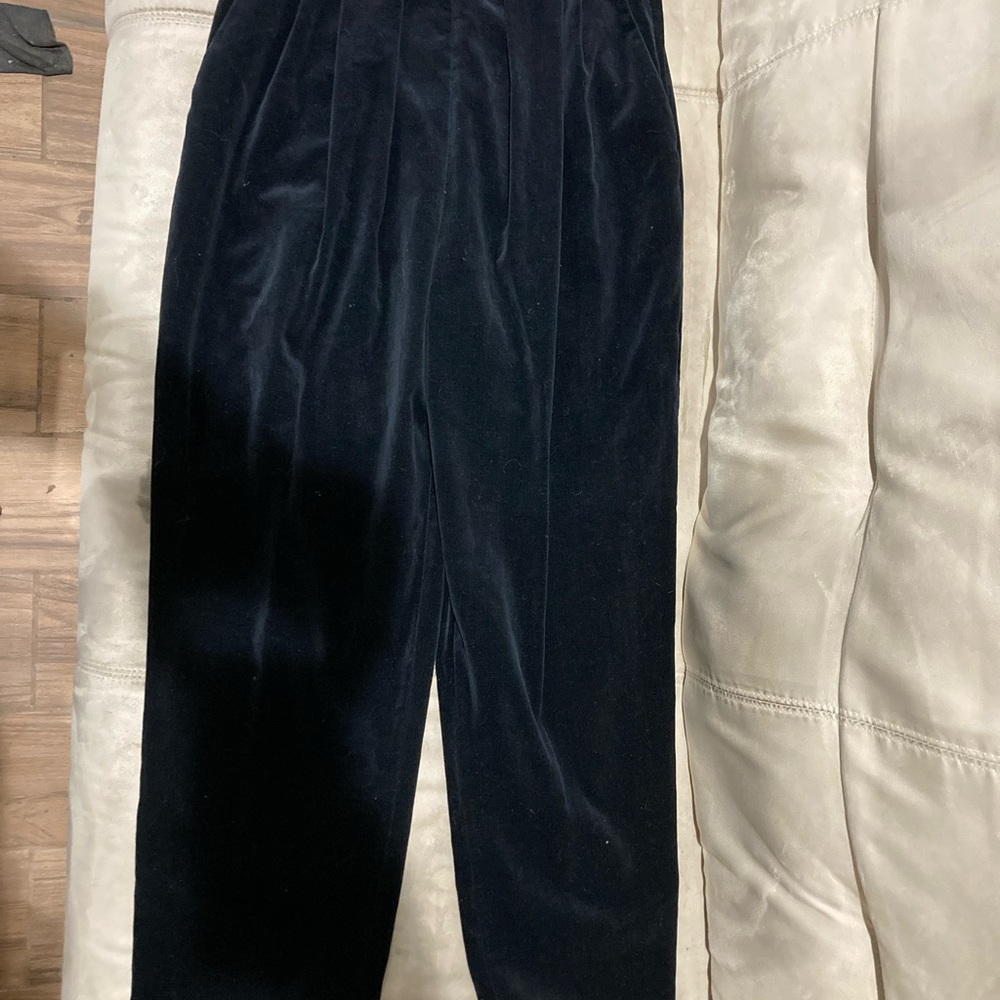 Black vintage Tobael velvet pants sized 11/12